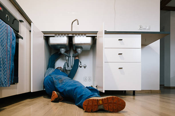 Professional Pipe Repair technician working in Woodbridge, VA